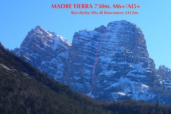 Via MADRE TIERRA 730m. M6+/AI5, Bosconero, Dolomitas, escalada en hielo, escalada mixta , dry toolin 