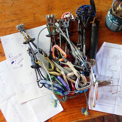 sangre-corazon-encadenamiento-san-lucano-dolomitas-proyeccion-audiovisual-santi-padros