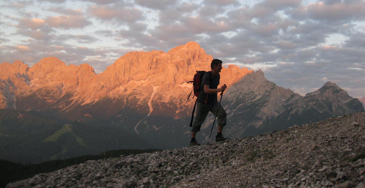 trekking-senderismo-dolomitas-guia-montana-santi-padros