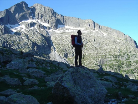 parque nacional aiguestortes i sant maurici travessany trekking senderismo pirineos guia montana
