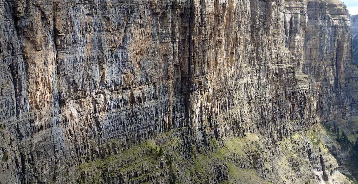 trekking-senderismo-pirineos-parque-nacional-de-ordesa-guia-montana